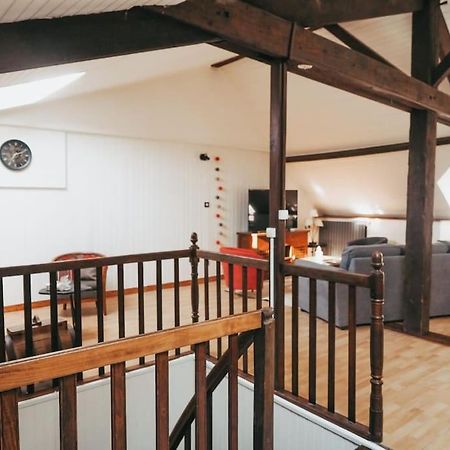 Appartement Avec Patio Saint Anne-dʼAuray Exteriör bild