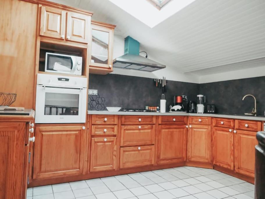 Appartement Avec Patio Saint Anne-dʼAuray Exteriör bild